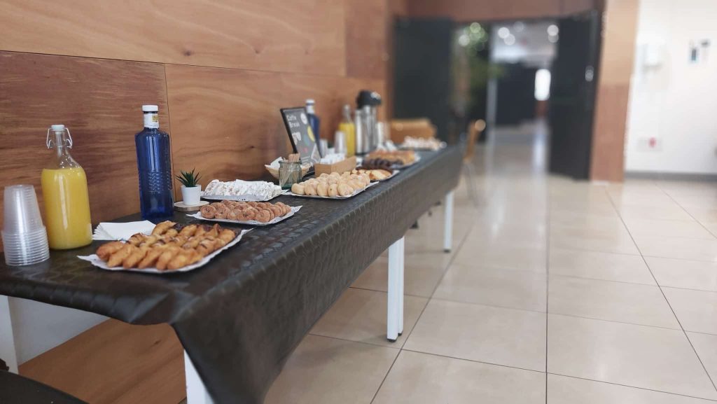 Desayuno en el evento IA